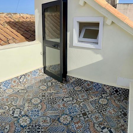 Incantevole Appartamento In Palazzo Storico Ortigia Syrakusa Exteriör bild
