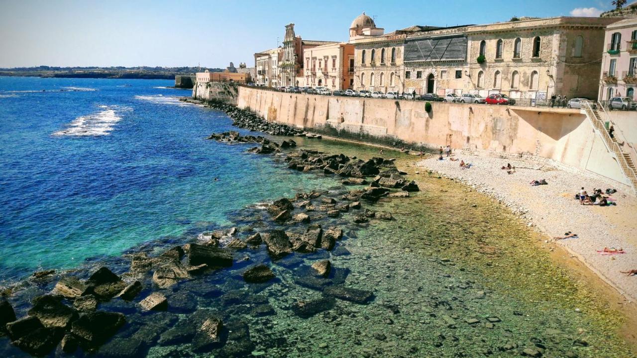 Incantevole Appartamento In Palazzo Storico Ortigia Syrakusa Exteriör bild