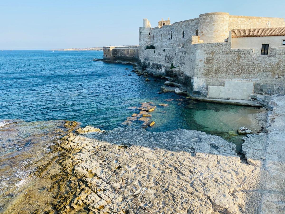 Incantevole Appartamento In Palazzo Storico Ortigia Syrakusa Exteriör bild