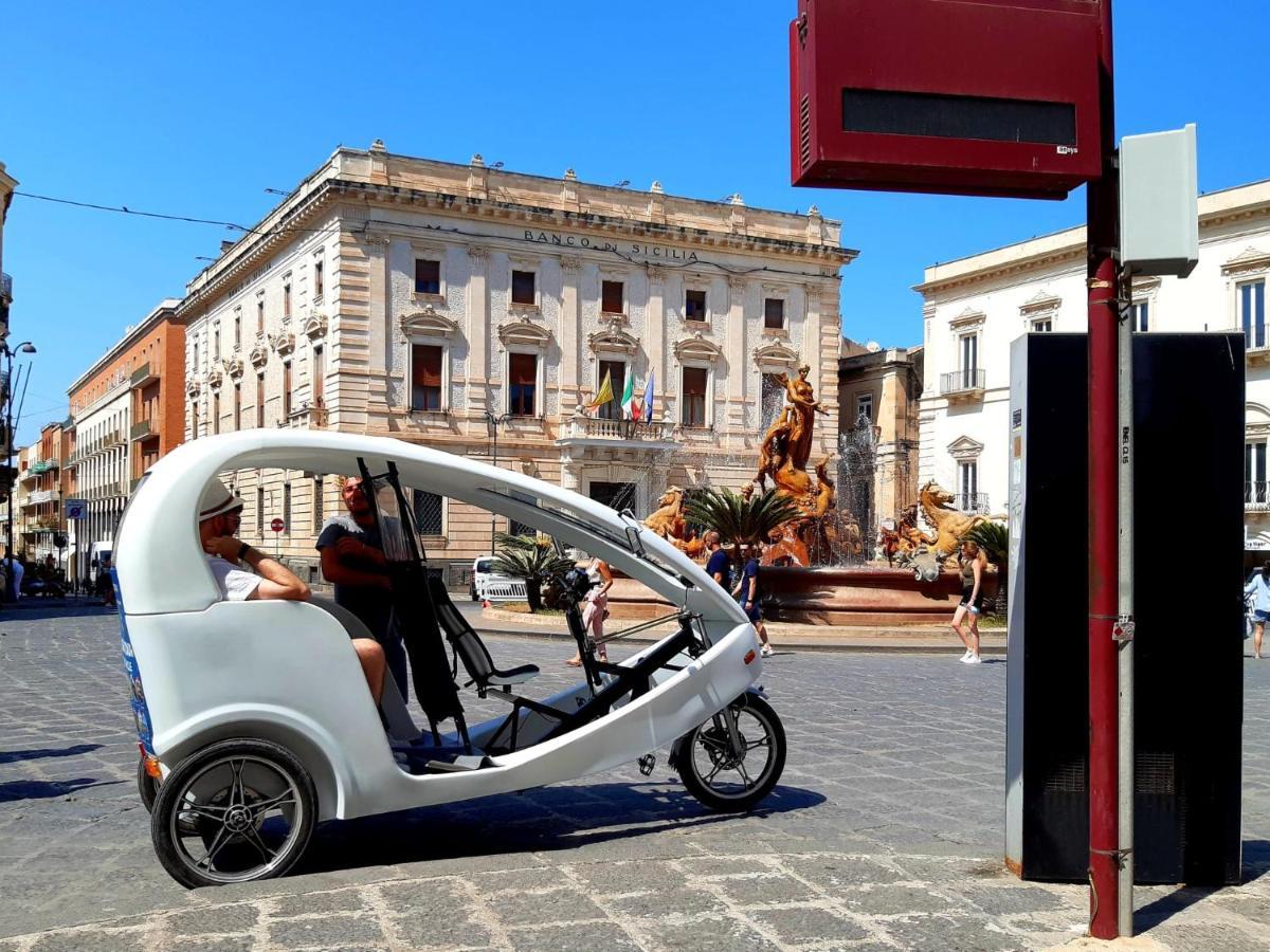 Incantevole Appartamento In Palazzo Storico Ortigia Syrakusa Exteriör bild
