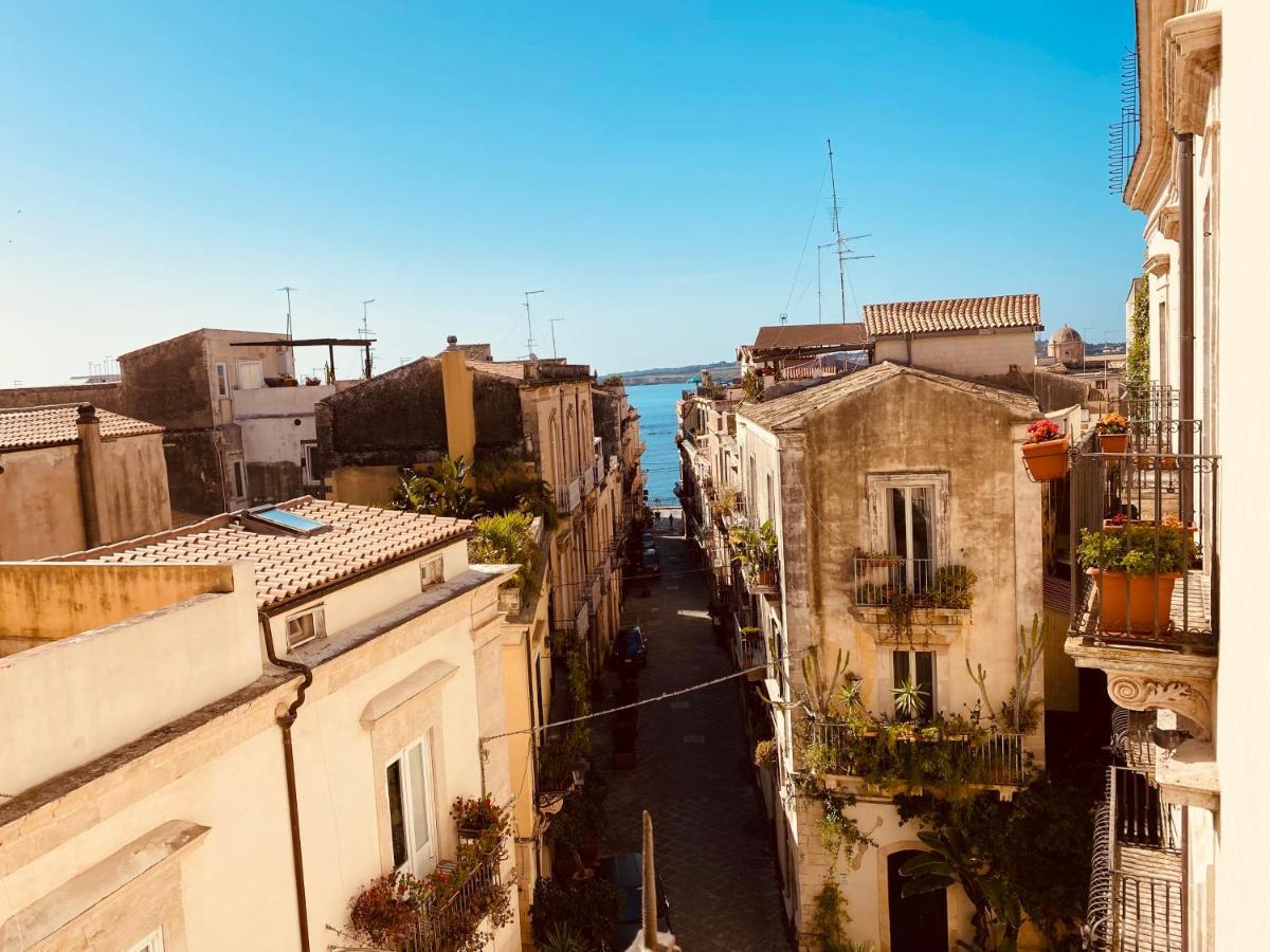 Incantevole Appartamento In Palazzo Storico Ortigia Syrakusa Exteriör bild