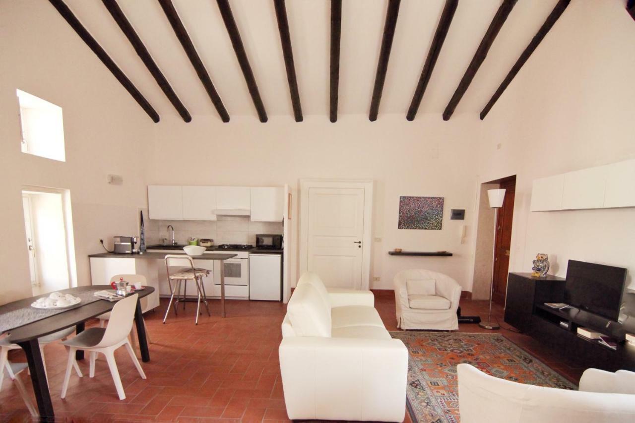 Incantevole Appartamento In Palazzo Storico Ortigia Syrakusa Exteriör bild