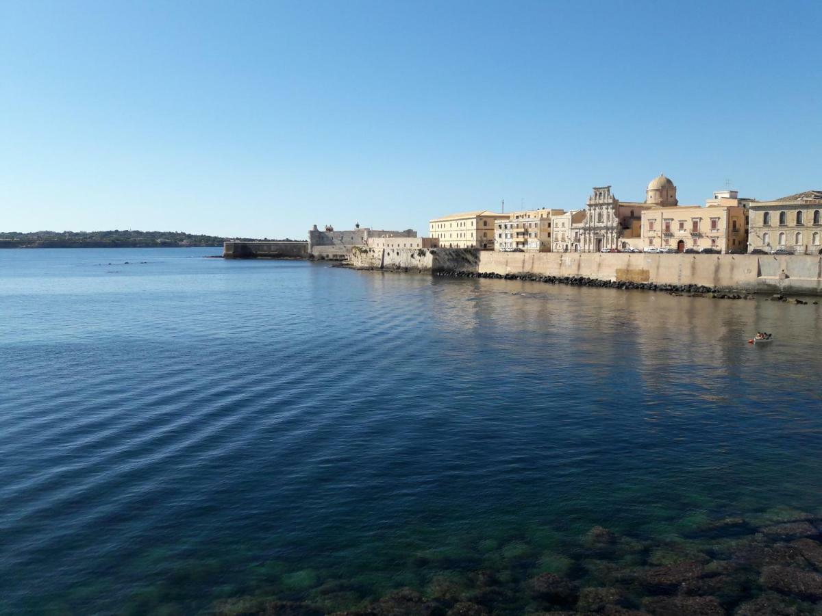 Incantevole Appartamento In Palazzo Storico Ortigia Syrakusa Exteriör bild