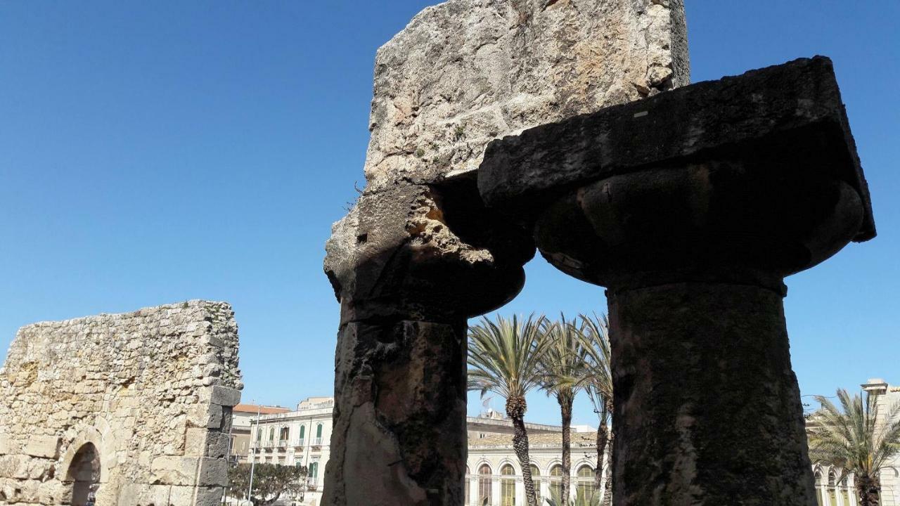 Incantevole Appartamento In Palazzo Storico Ortigia Syrakusa Exteriör bild